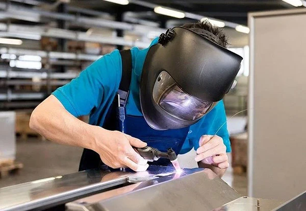 Titanium plate welding